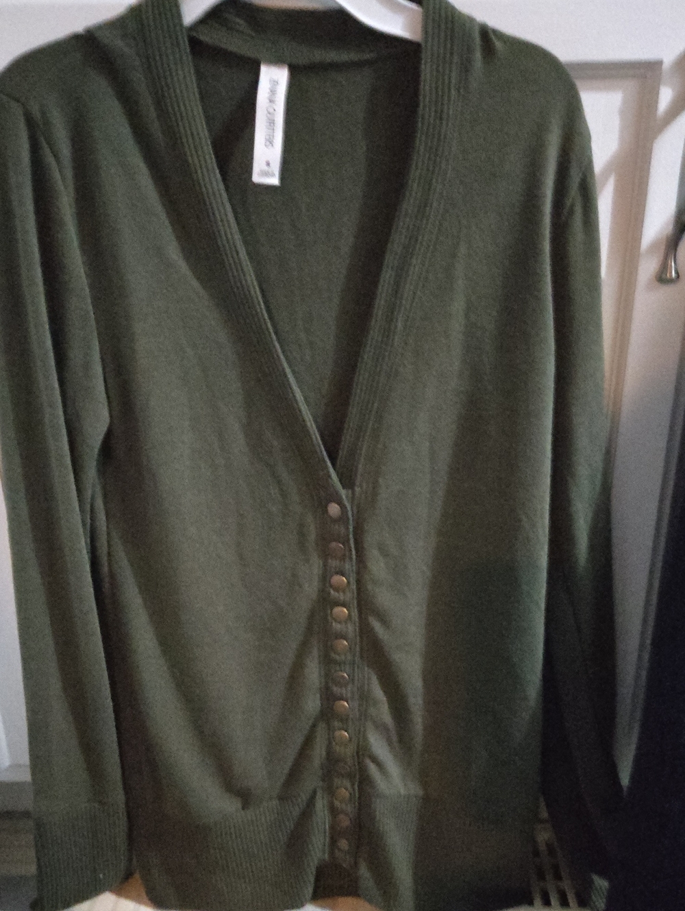 Zenana Outfitters Olive Green Button-Front V-Neck Cardigan, Small